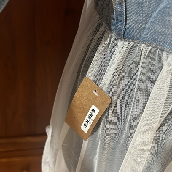 Denim and Tulle Tunic - Picture 5 of 7